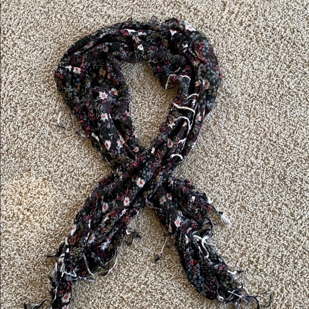 French ie Floral Scarf